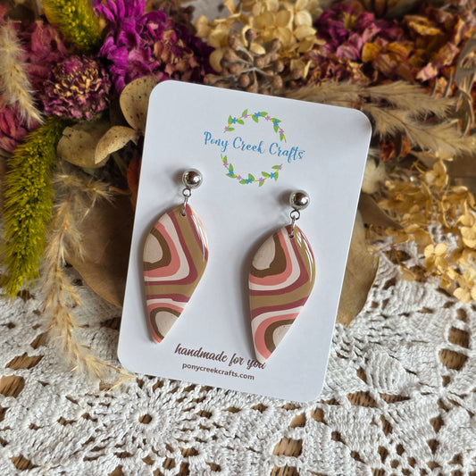 Earth tone faux agate in dagger shape