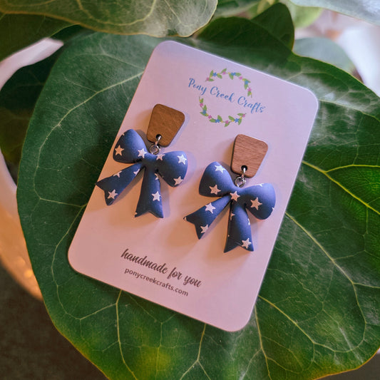 Navy and star print bow earrings